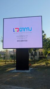 Totem LED Ekran 0 212 220 0 533